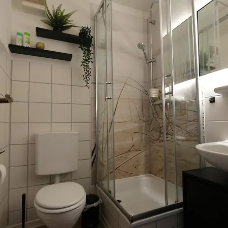 Cozy Jungle - Modernes Mit Eigenem Parkplatz Lägenhet