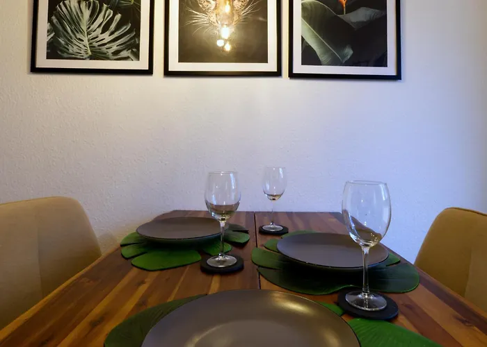 Cozy Jungle - Modernes Mit Eigenem Parkplatz Appartamento Magdeburgo