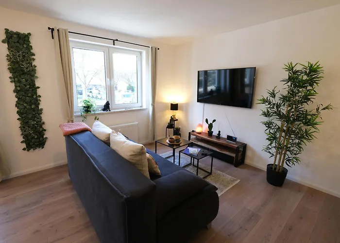 Appartamento Cozy Jungle - Modernes Mit Eigenem Parkplatz