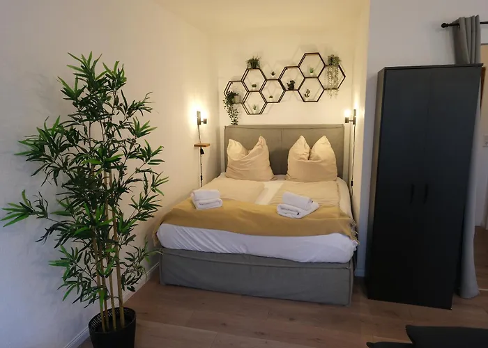 Cozy Jungle - Modernes Mit Eigenem Parkplatz * Magdeburgo