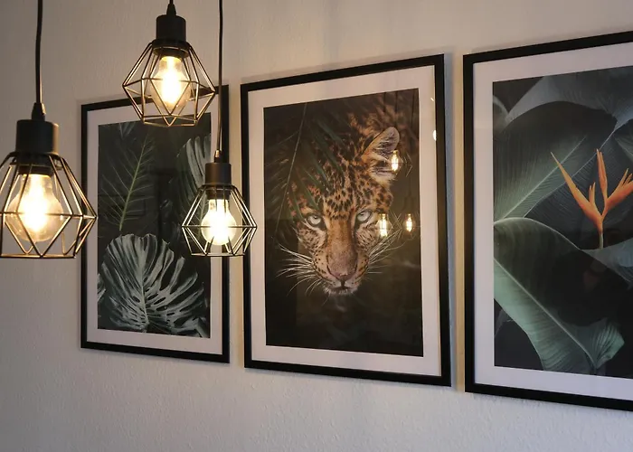 Appartamento Cozy Jungle - Modernes Mit Eigenem Parkplatz Magdeburgo