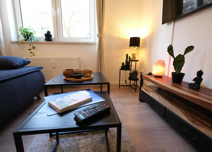 Cozy Jungle - Modernes Mit Eigenem Parkplatz アパート